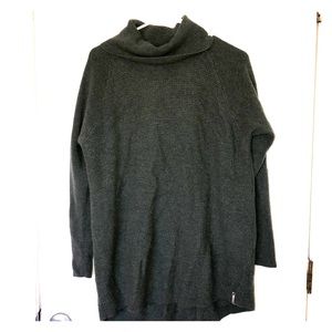 Woolrich turtle neck sweater